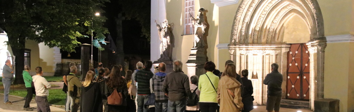 Noční komentované prohlídky benediktinského kláštera v Polici nad Metují