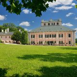 V loňském roce navštívilo Ratibořice i náchodský zámek více turistů