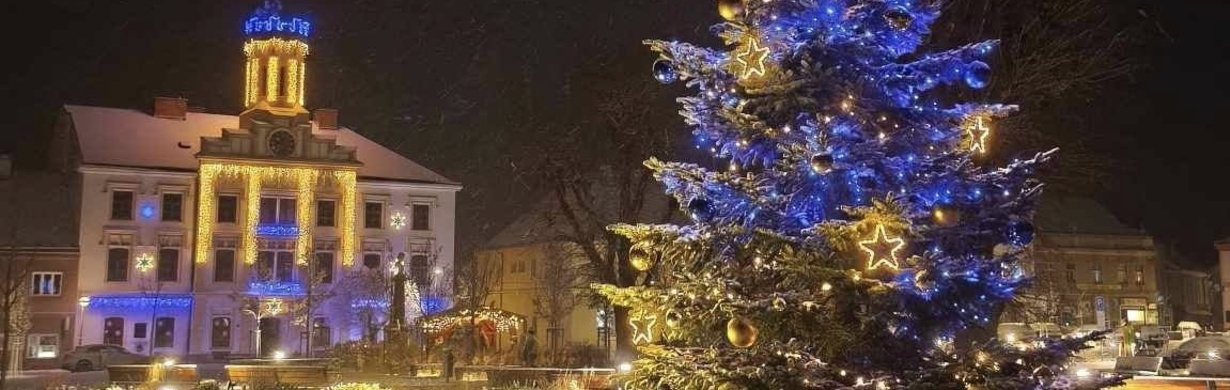 Adventní tipy z České Skalice: romantika i korunovační klenoty