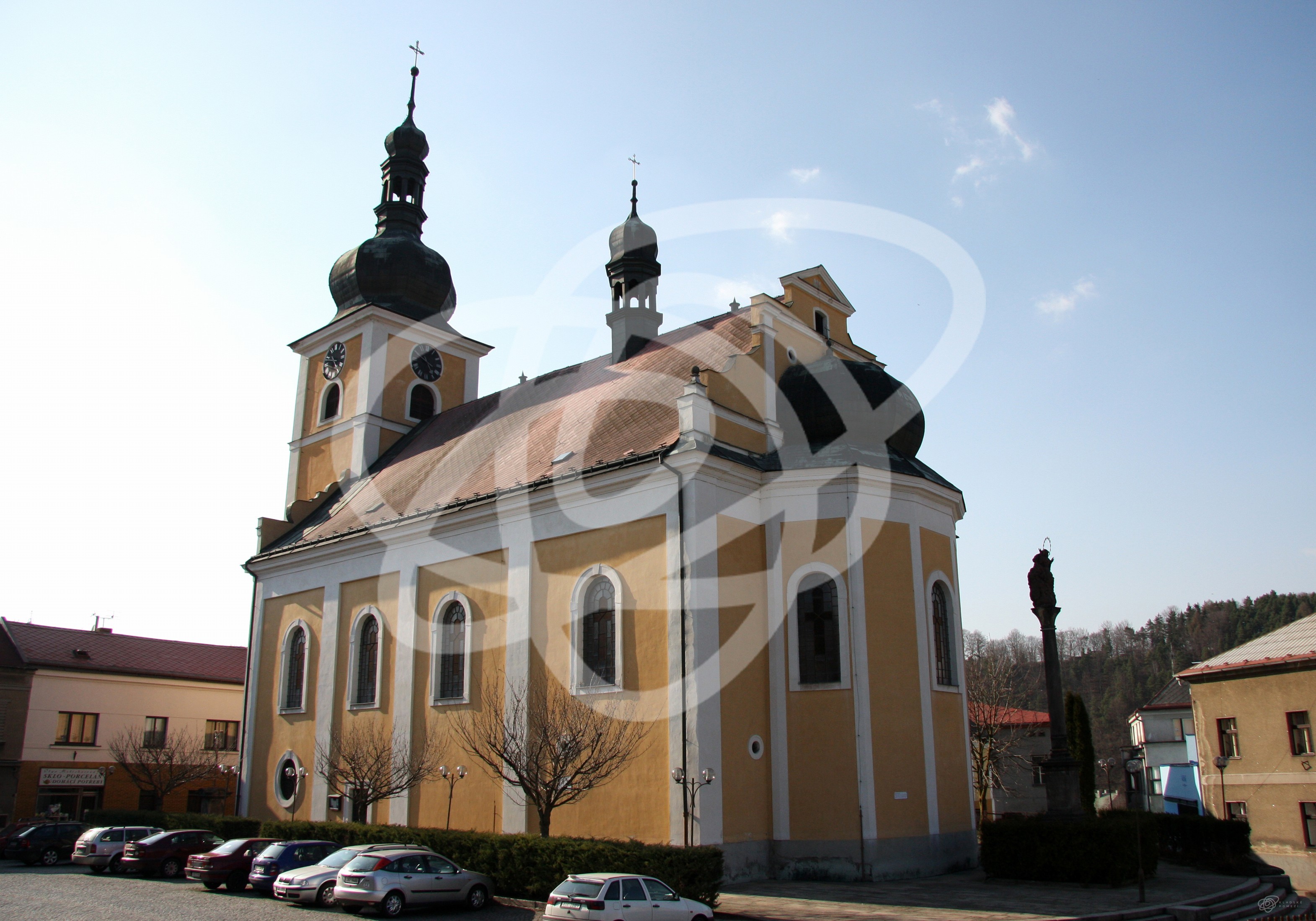 Kostel sv. Jakuba Staršího na náměstí