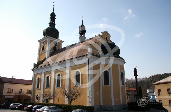 Kostel sv. Jakuba Staršího na náměstí