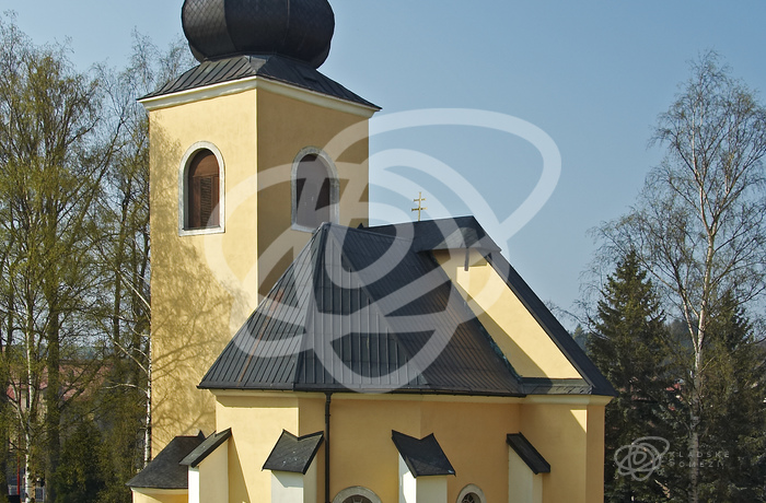 Zvonice s kaplí