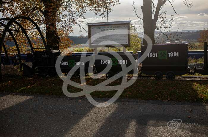 Terénní expozice důlních strojů